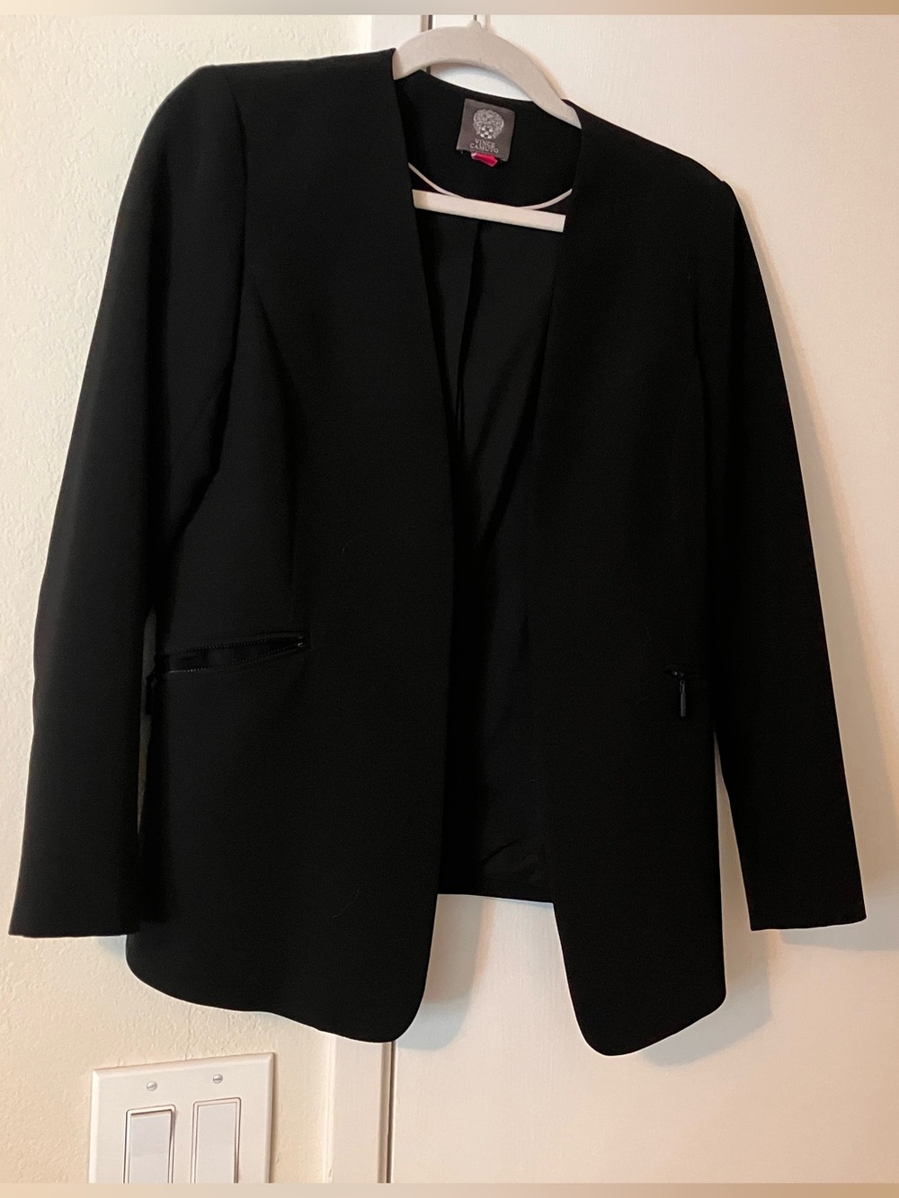 Vince Camuto Black Open-Front Blazer